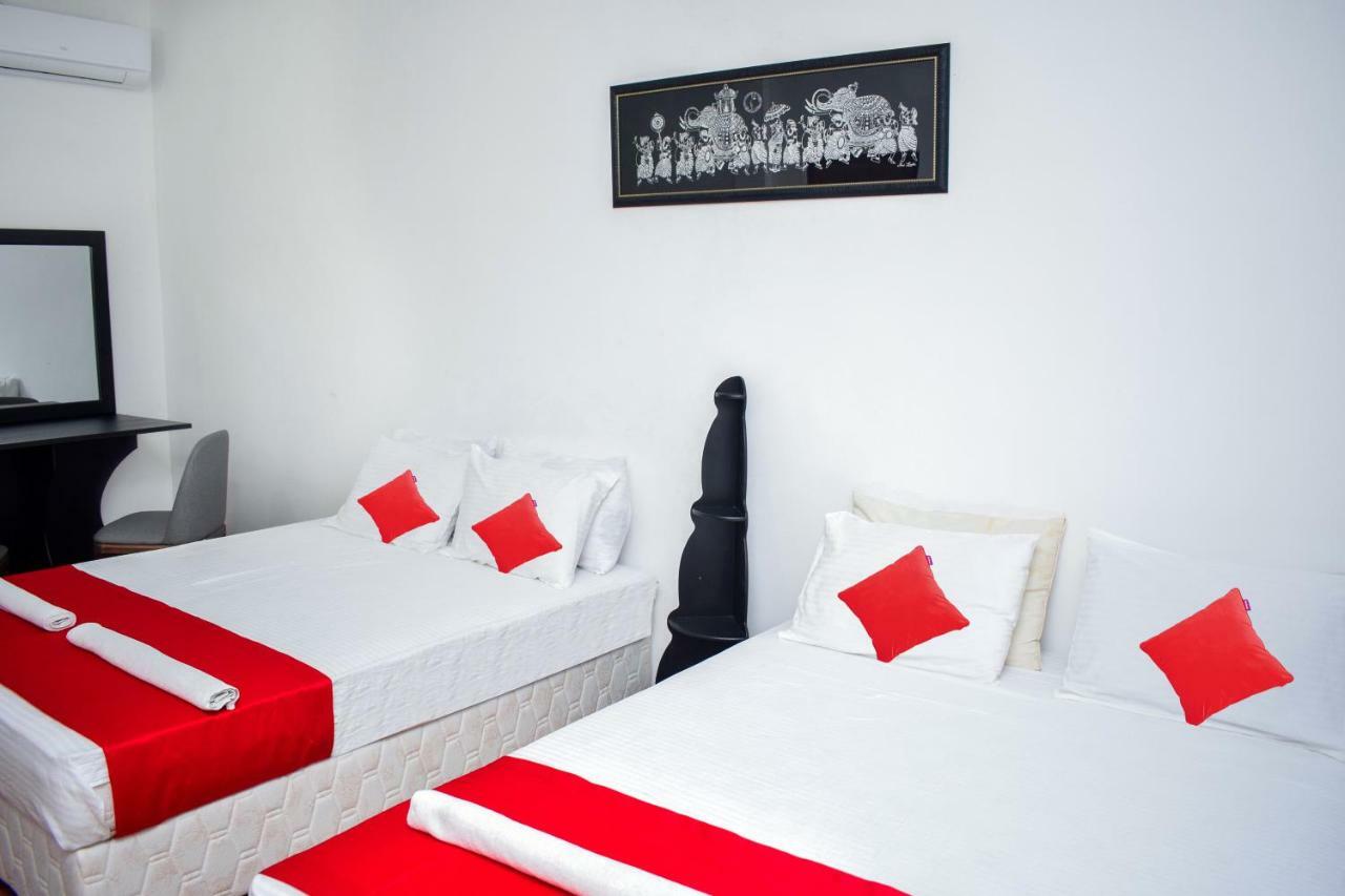 Lion Resort Полоннарува Экстерьер фото