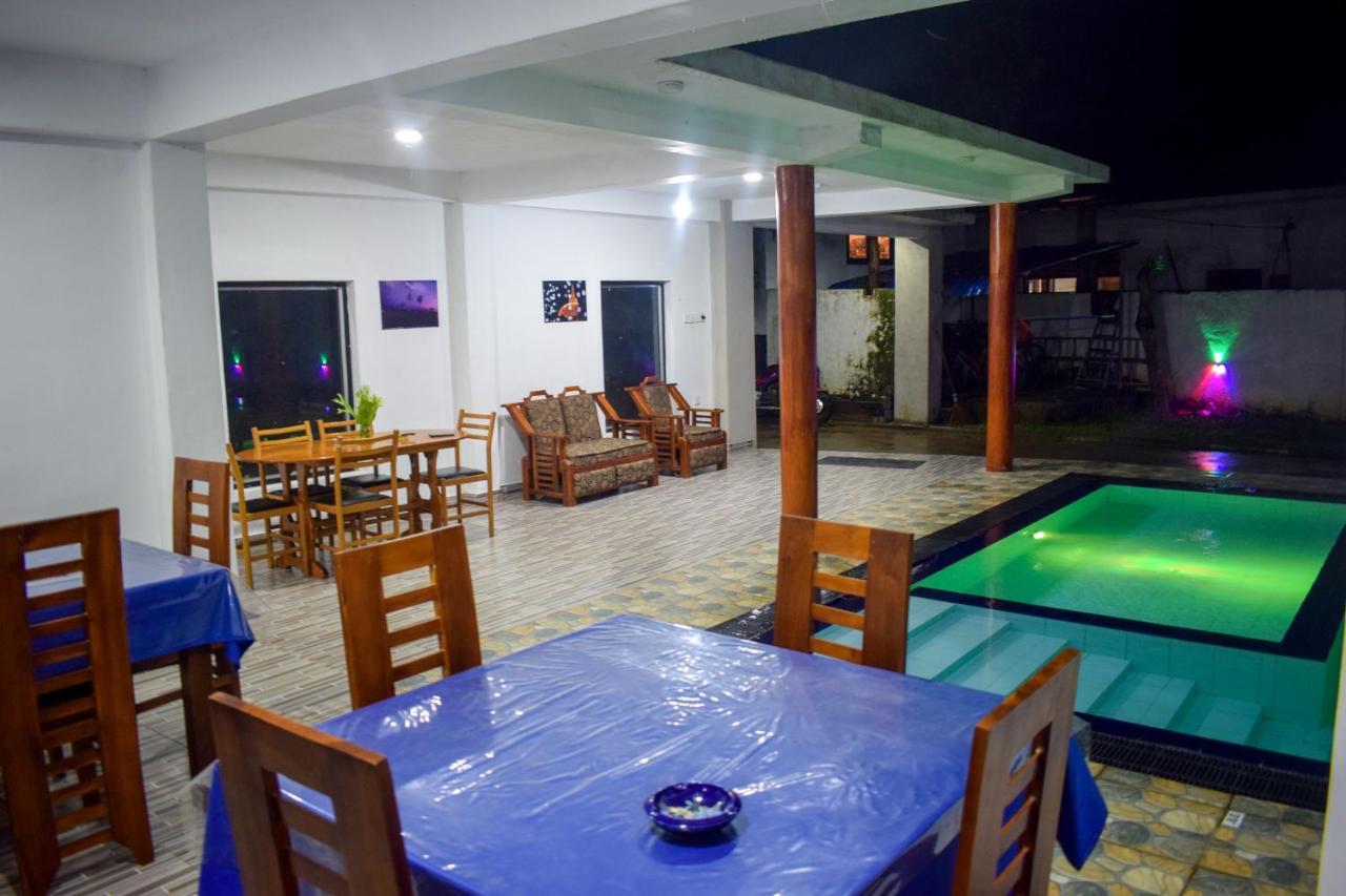 Lion Resort Полоннарува Экстерьер фото