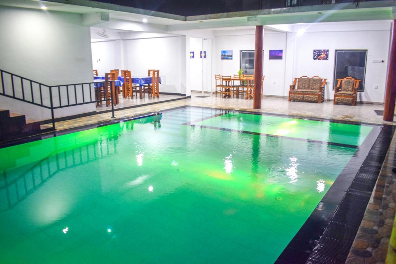 Lion Resort Полоннарува Экстерьер фото