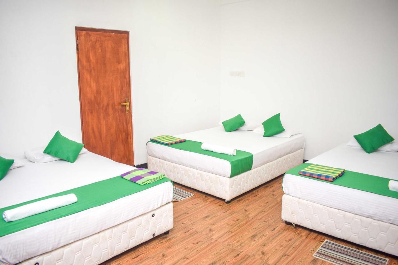Lion Resort Полоннарува Экстерьер фото